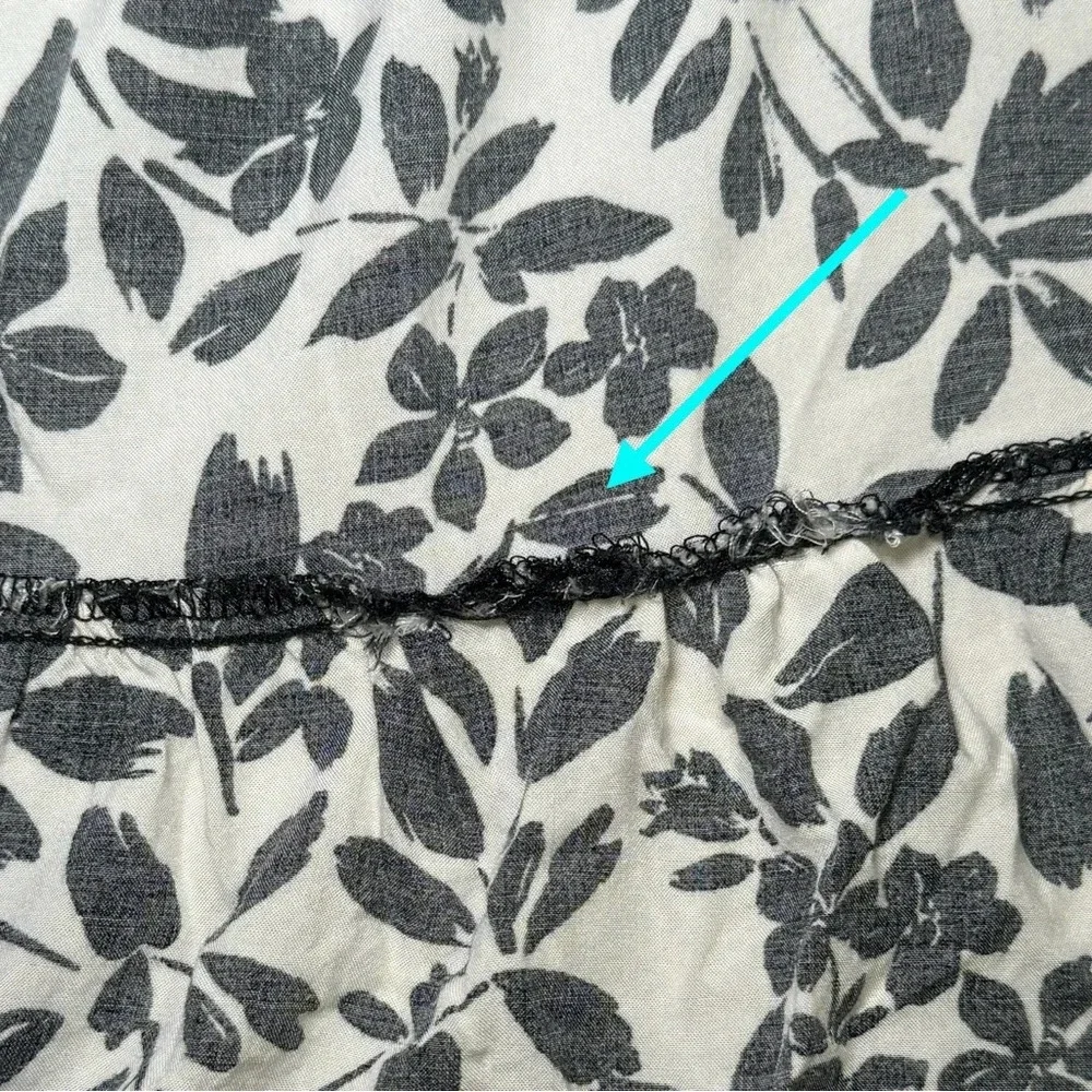 🌻 MNG Black & White Floral Midi Peasant Dress* Women’s size 6 Cottagecore - Picture 16 of 16